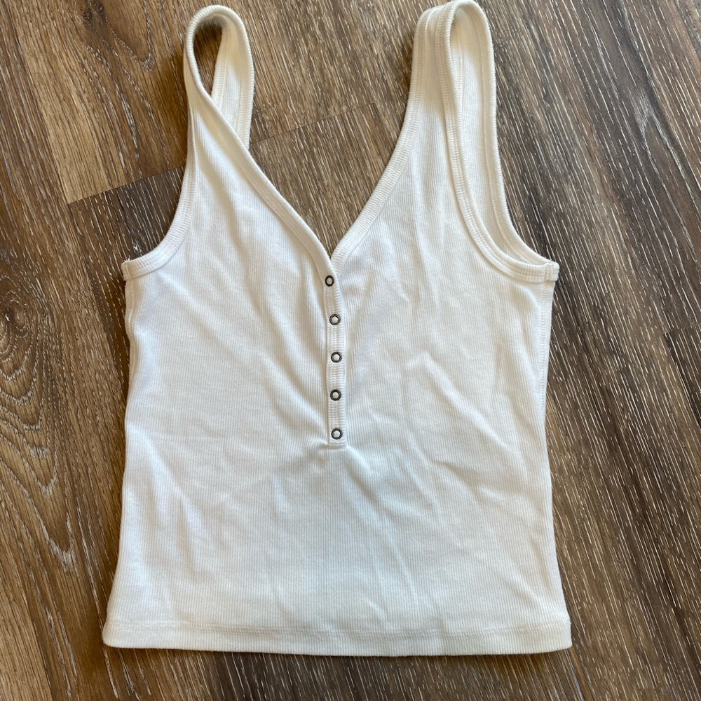 Ambercrombie and Fitch crop tank